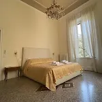 Giulia Villa Viareggio